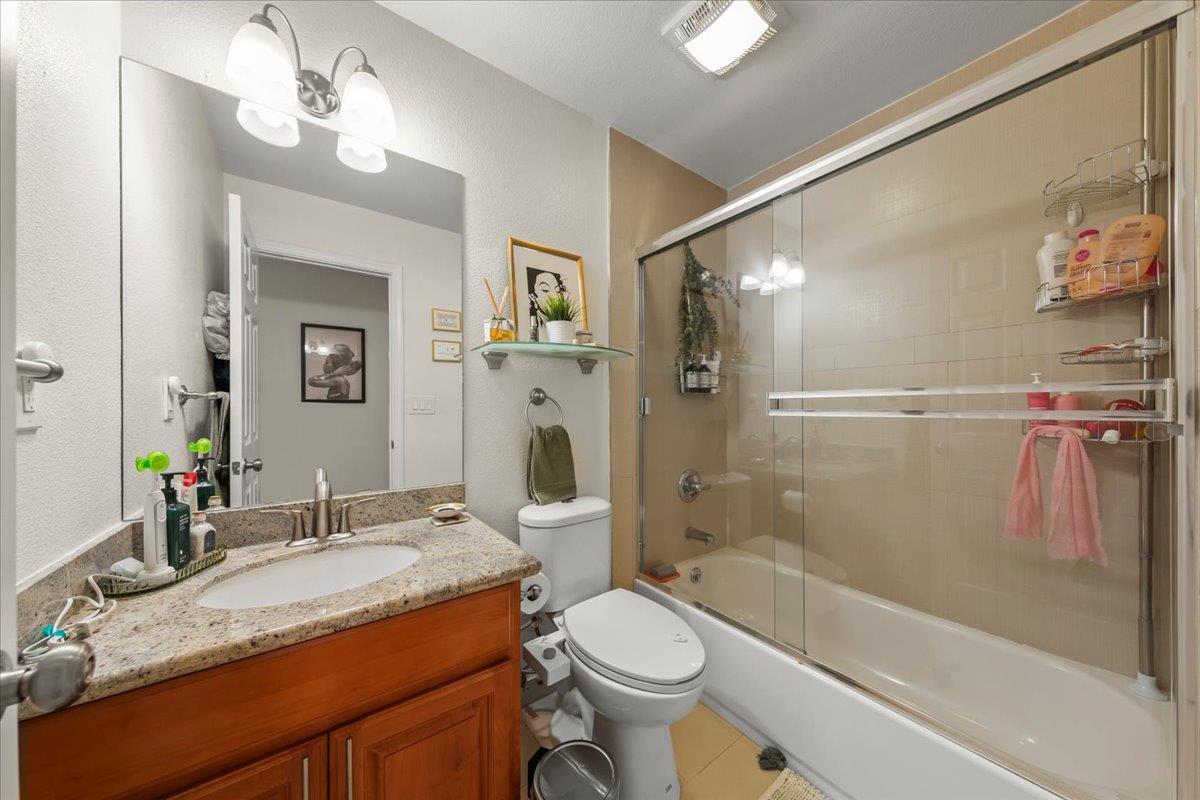 Detail Gallery Image 17 of 24 For 1973 Bird Ave, San Jose,  CA 95125 - 6 Beds | 4 Baths