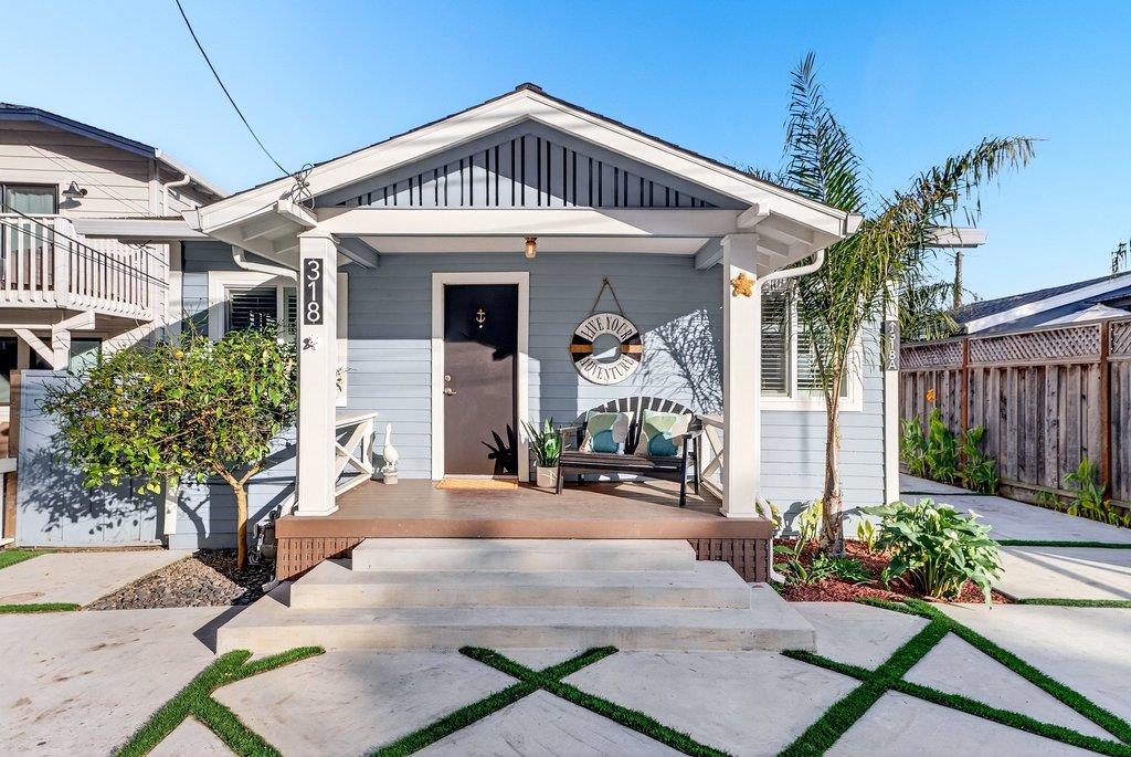 Detail Gallery Image 13 of 53 For 318 Park Ave, Capitola,  CA 95010 - 3 Beds | 2 Baths