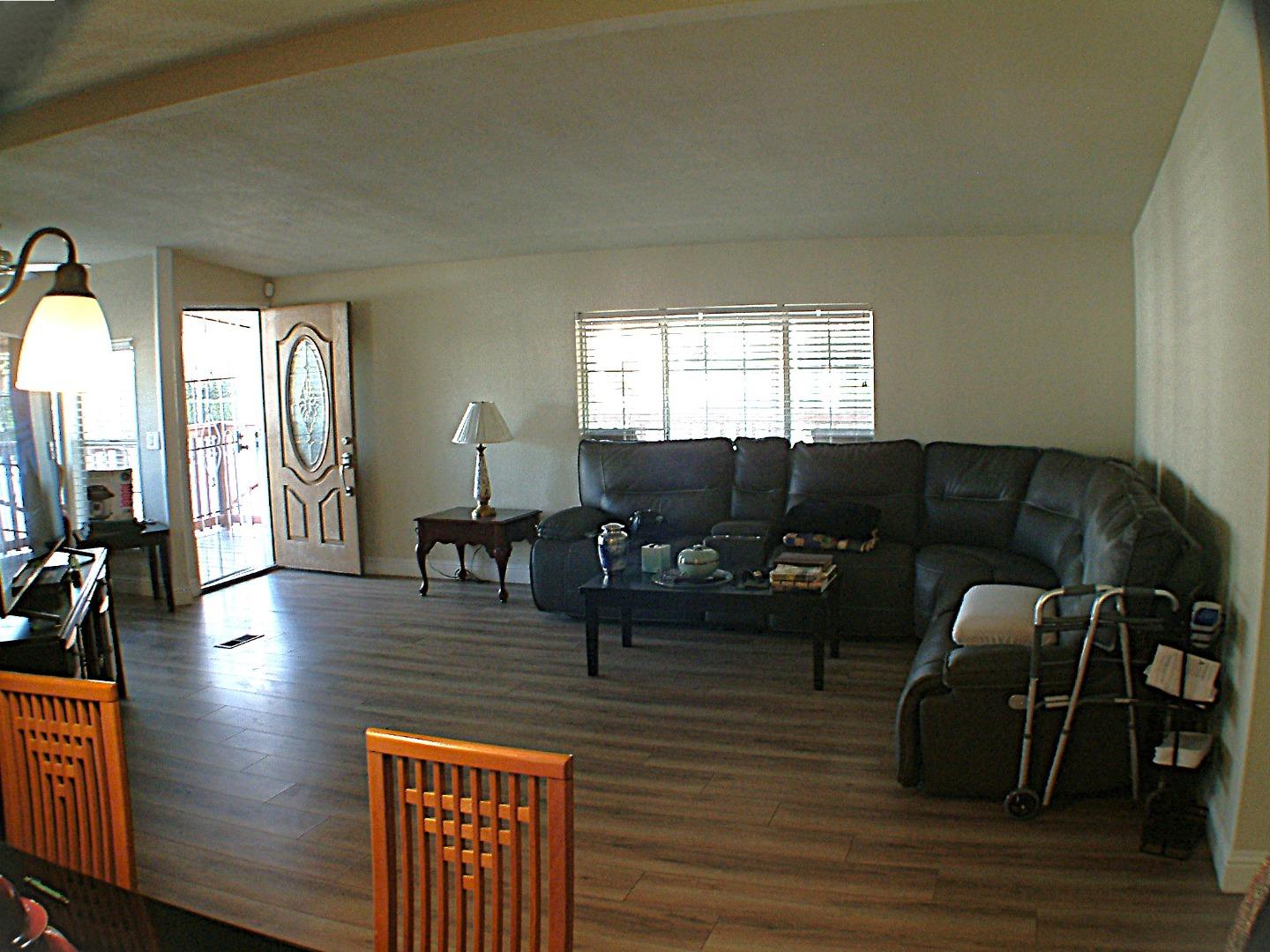 Detail Gallery Image 5 of 20 For 532a Millpond Dr 532a,  San Jose,  CA 95125 - 2 Beds | 2 Baths