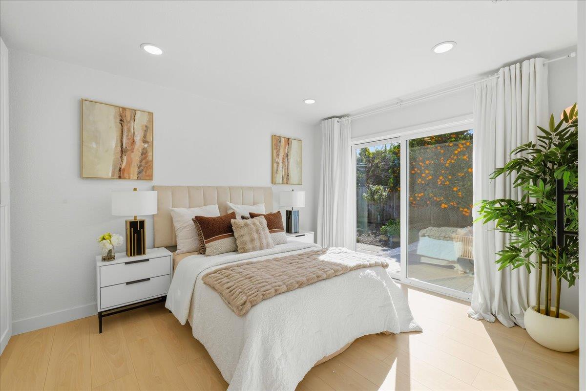 Detail Gallery Image 22 of 49 For 992 Hibiscus Ln, San Jose,  CA 95117 - 3 Beds | 2 Baths