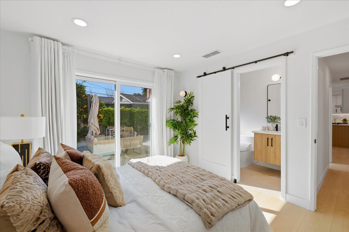 Detail Gallery Image 24 of 49 For 992 Hibiscus Ln, San Jose,  CA 95117 - 3 Beds | 2 Baths