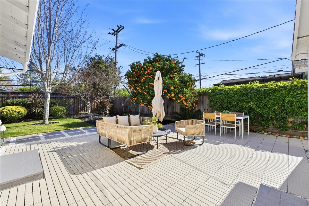 Detail Gallery Image 34 of 49 For 992 Hibiscus Ln, San Jose,  CA 95117 - 3 Beds | 2 Baths