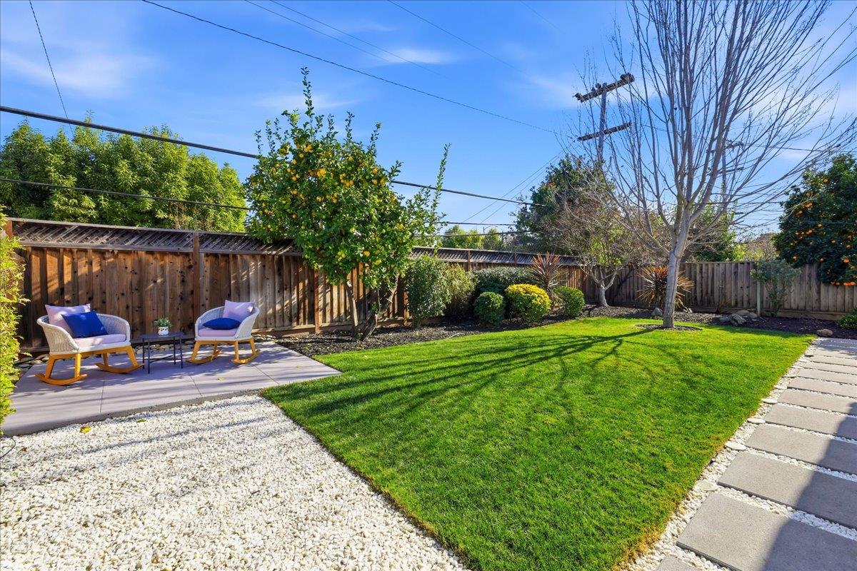 Detail Gallery Image 37 of 49 For 992 Hibiscus Ln, San Jose,  CA 95117 - 3 Beds | 2 Baths