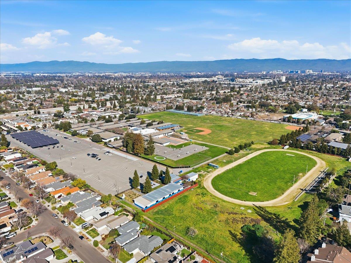 Detail Gallery Image 46 of 49 For 992 Hibiscus Ln, San Jose,  CA 95117 - 3 Beds | 2 Baths