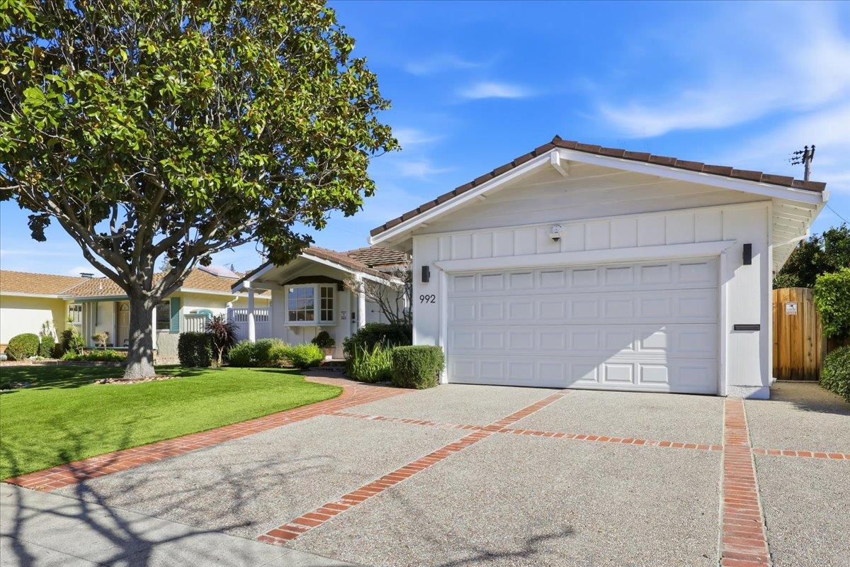 Detail Gallery Image 48 of 49 For 992 Hibiscus Ln, San Jose,  CA 95117 - 3 Beds | 2 Baths