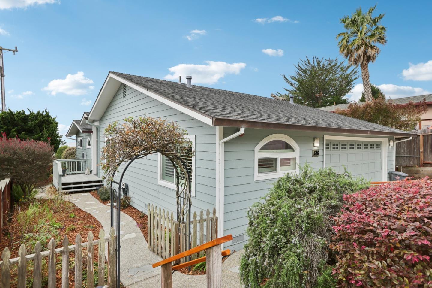 Front Image Thumbnail for ML82034946