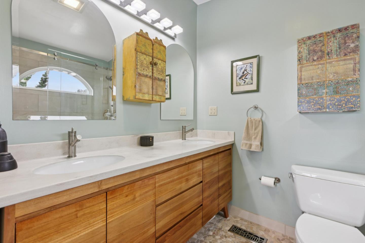 Detail Gallery Image 19 of 33 For 696 Francisco St, El Granada,  CA 94018 - 3 Beds | 2 Baths