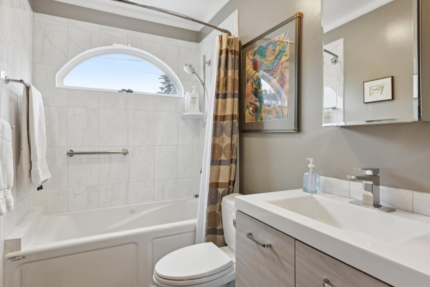 Detail Gallery Image 23 of 33 For 696 Francisco St, El Granada,  CA 94018 - 3 Beds | 2 Baths