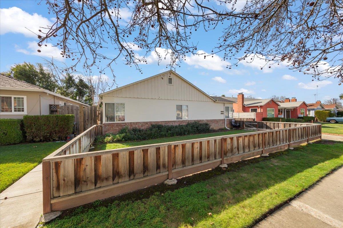 Detail Gallery Image 2 of 17 For 1973 Bird Ave, San Jose,  CA 95125 - – Beds | – Baths