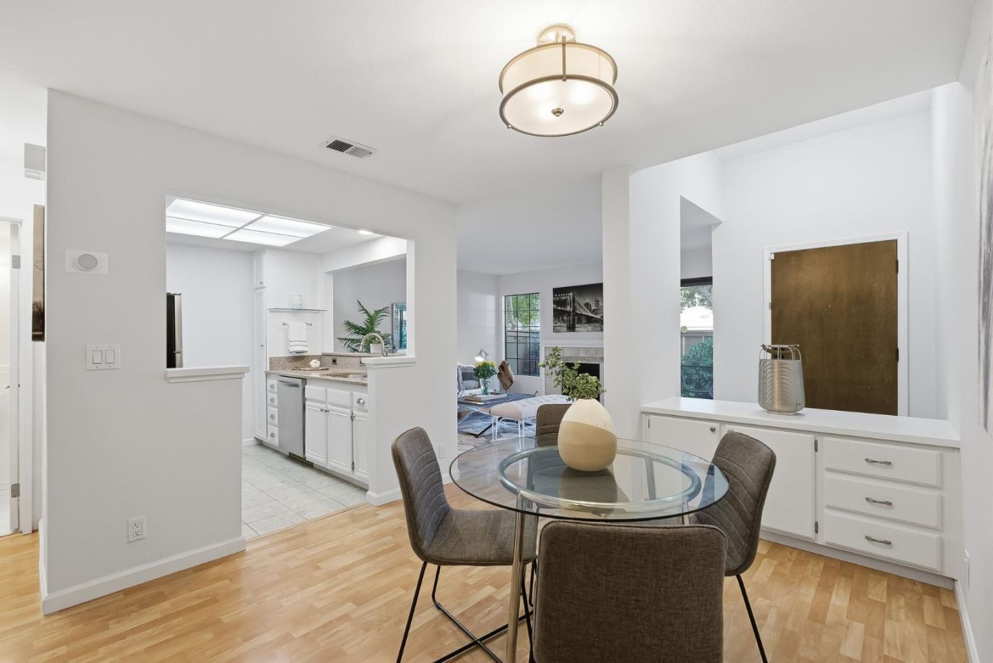 Detail Gallery Image 15 of 52 For 1947 Huxley Ct, San Jose,  CA 95125 - 2 Beds | 1/1 Baths