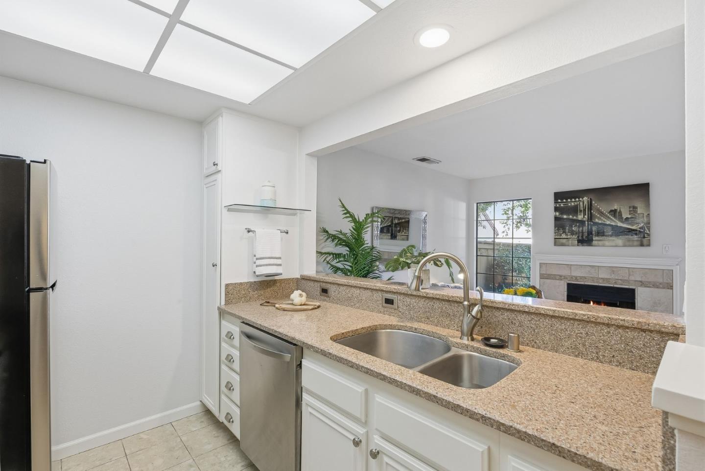 Detail Gallery Image 17 of 52 For 1947 Huxley Ct, San Jose,  CA 95125 - 2 Beds | 1/1 Baths