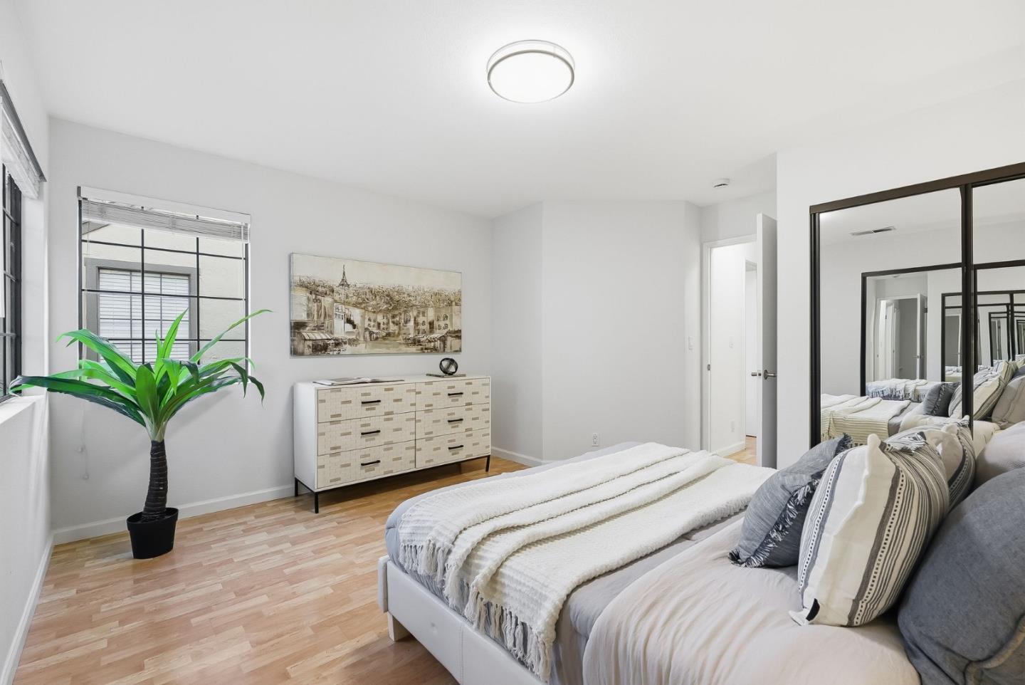 Detail Gallery Image 33 of 52 For 1947 Huxley Ct, San Jose,  CA 95125 - 2 Beds | 1/1 Baths