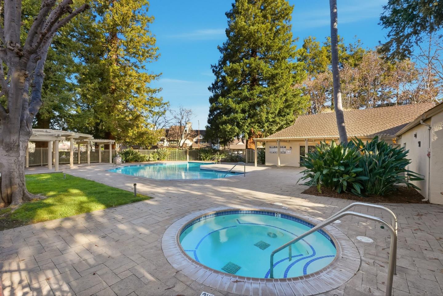 Detail Gallery Image 49 of 52 For 1947 Huxley Ct, San Jose,  CA 95125 - 2 Beds | 1/1 Baths