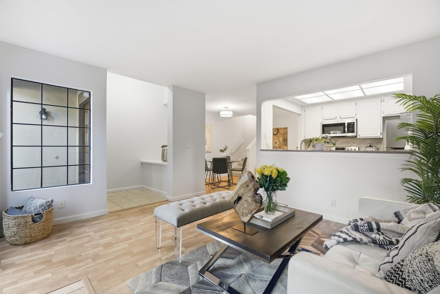 Detail Gallery Image 9 of 52 For 1947 Huxley Ct, San Jose,  CA 95125 - 2 Beds | 1/1 Baths