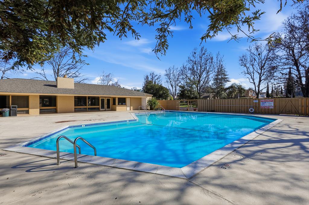 Detail Gallery Image 55 of 63 For 125 Connemara Way #32,  Sunnyvale,  CA 94087 - 2 Beds | 1/1 Baths