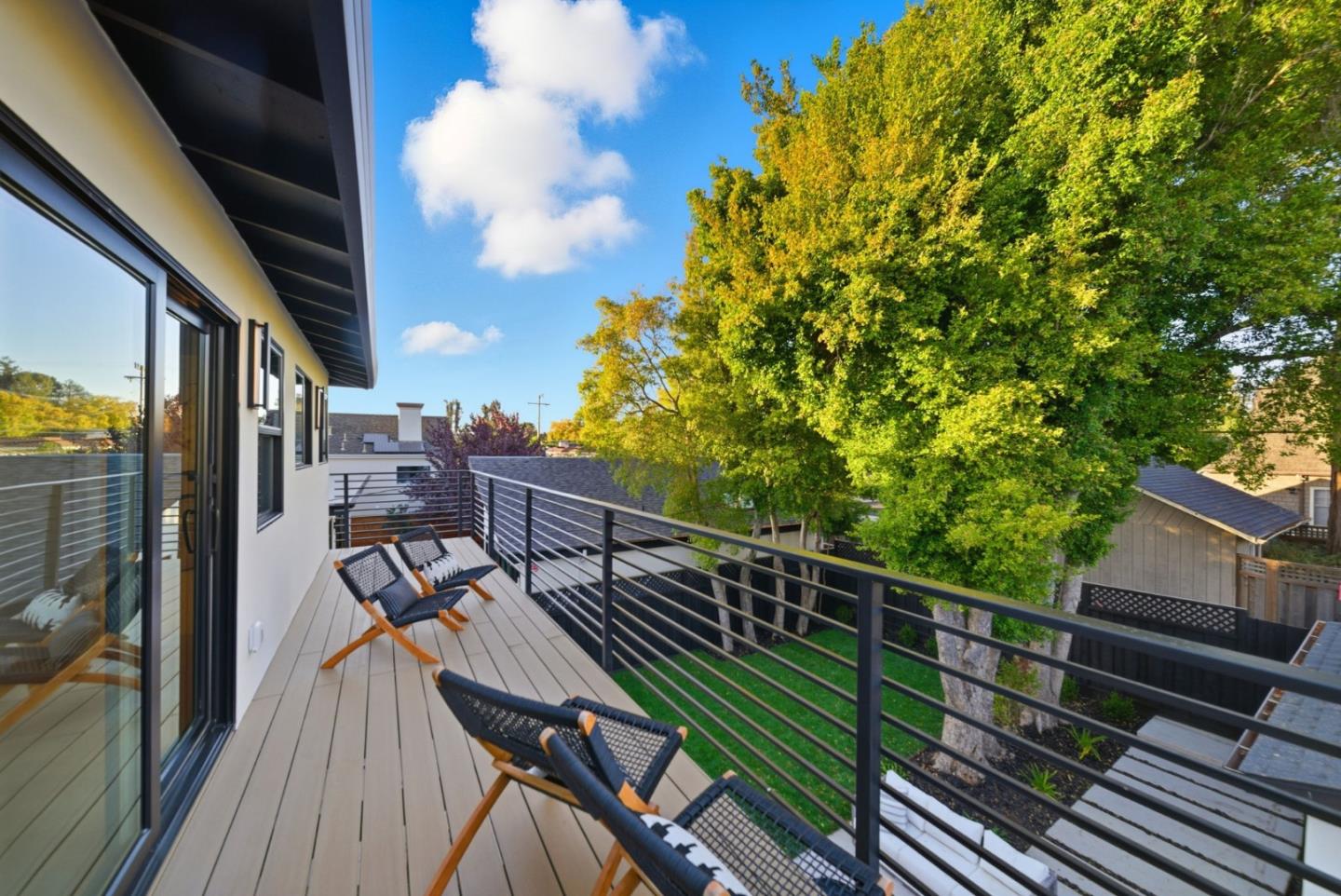 Detail Gallery Image 26 of 35 For 1144 Bernal Ave, Burlingame,  CA 94010 - 4 Beds | 4/1 Baths