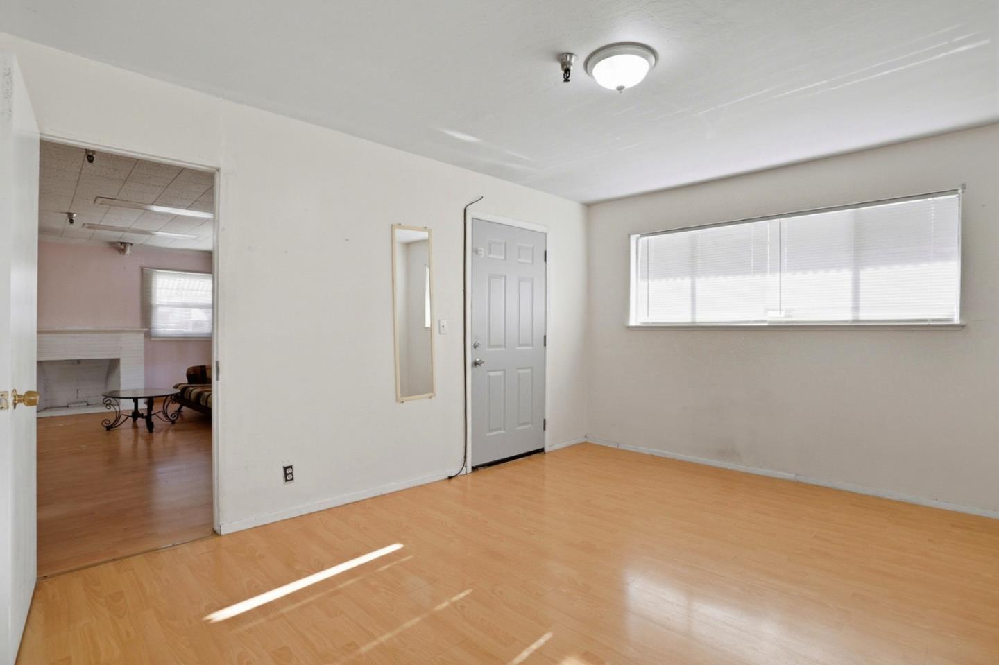 Detail Gallery Image 17 of 26 For 2935 Mckee Rd, San Jose,  CA 95127 - 3 Beds | 1 Baths