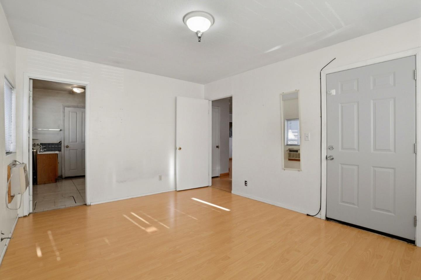 Detail Gallery Image 18 of 26 For 2935 Mckee Rd, San Jose,  CA 95127 - 3 Beds | 1 Baths