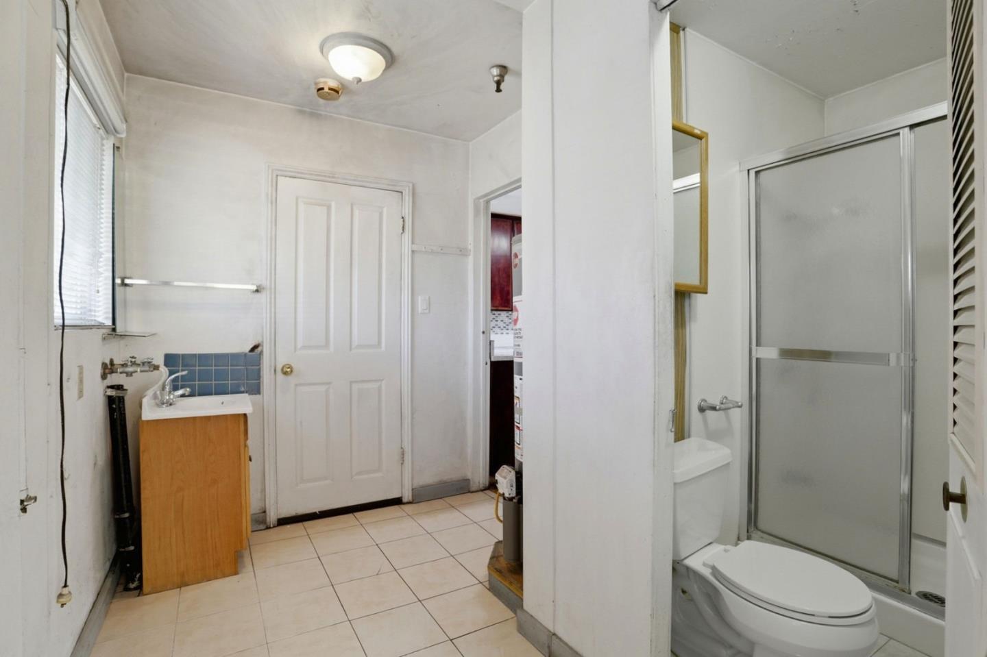 Detail Gallery Image 20 of 26 For 2935 Mckee Rd, San Jose,  CA 95127 - 3 Beds | 1 Baths