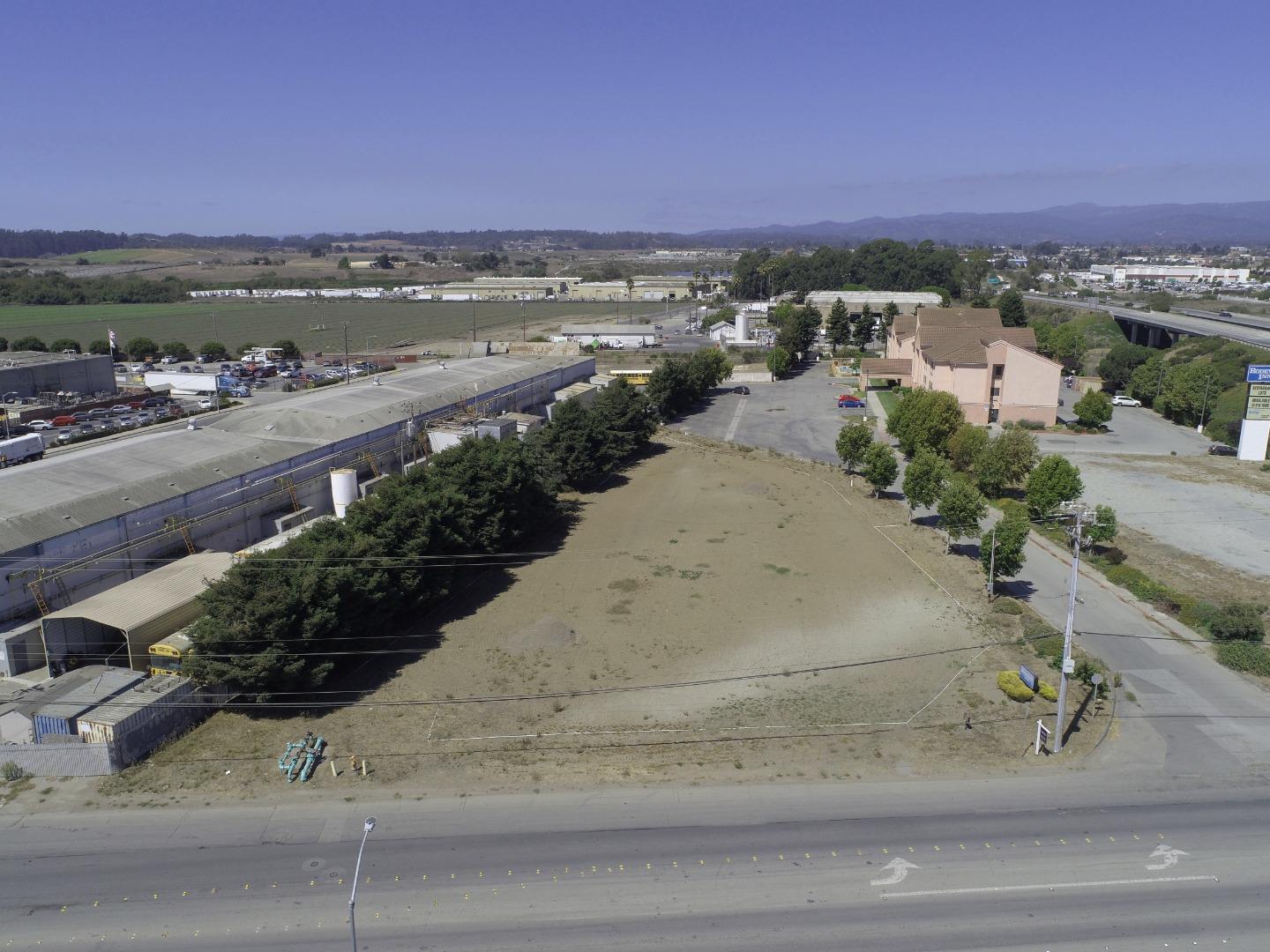 Detail Gallery Image 12 of 14 For 1630 W Beach St, Watsonville,  CA 95076 - – Beds | – Baths