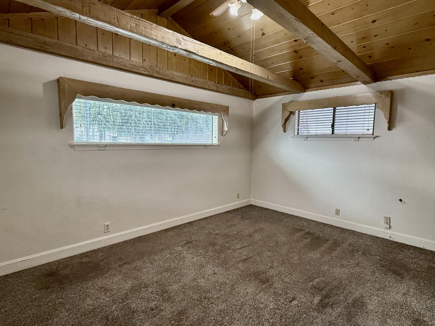 Detail Gallery Image 10 of 34 For 1462 Hervey Lane, San Jose,  CA 95125 - 2 Beds | 2 Baths