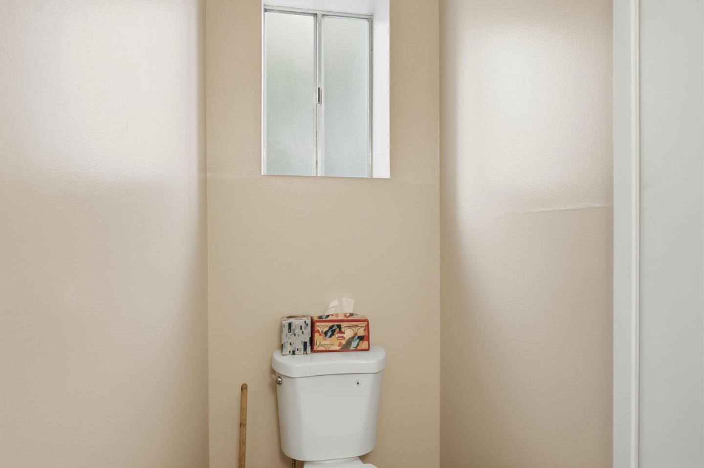 Detail Gallery Image 36 of 64 For 15990 Jackson Oaks Dr, Morgan Hill,  CA 95037 - 4 Beds | 2/1 Baths