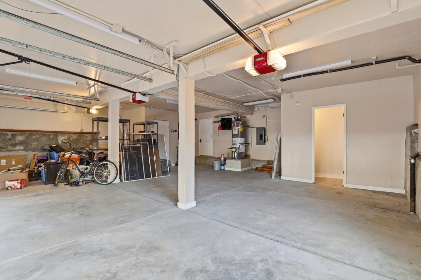 Detail Gallery Image 39 of 64 For 15990 Jackson Oaks Dr, Morgan Hill,  CA 95037 - 4 Beds | 2/1 Baths