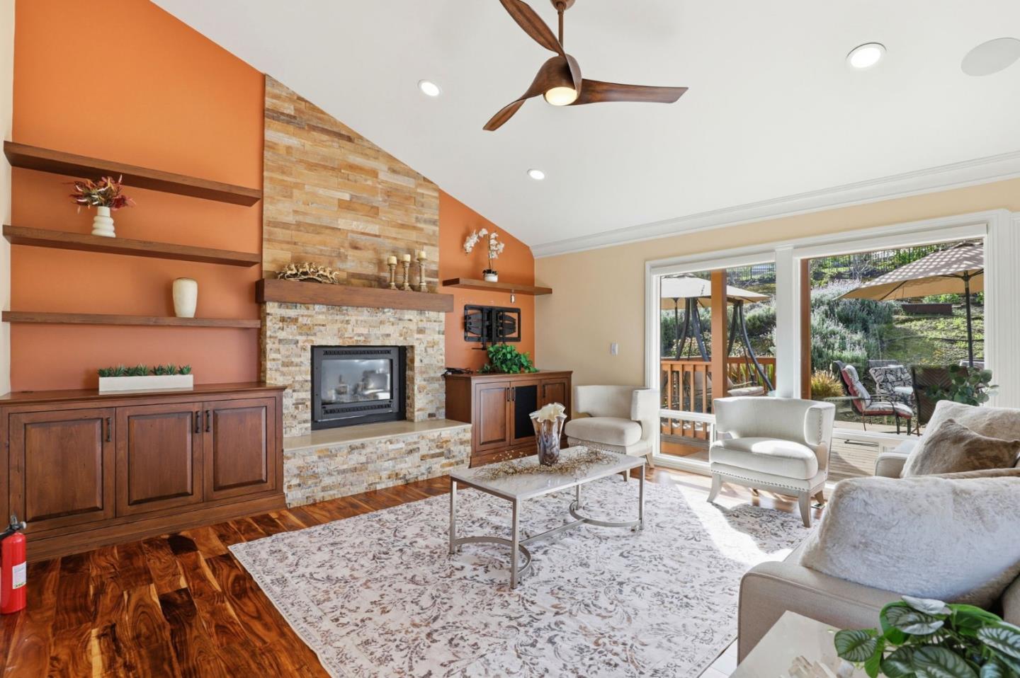 Detail Gallery Image 8 of 64 For 15990 Jackson Oaks Dr, Morgan Hill,  CA 95037 - 4 Beds | 2/1 Baths