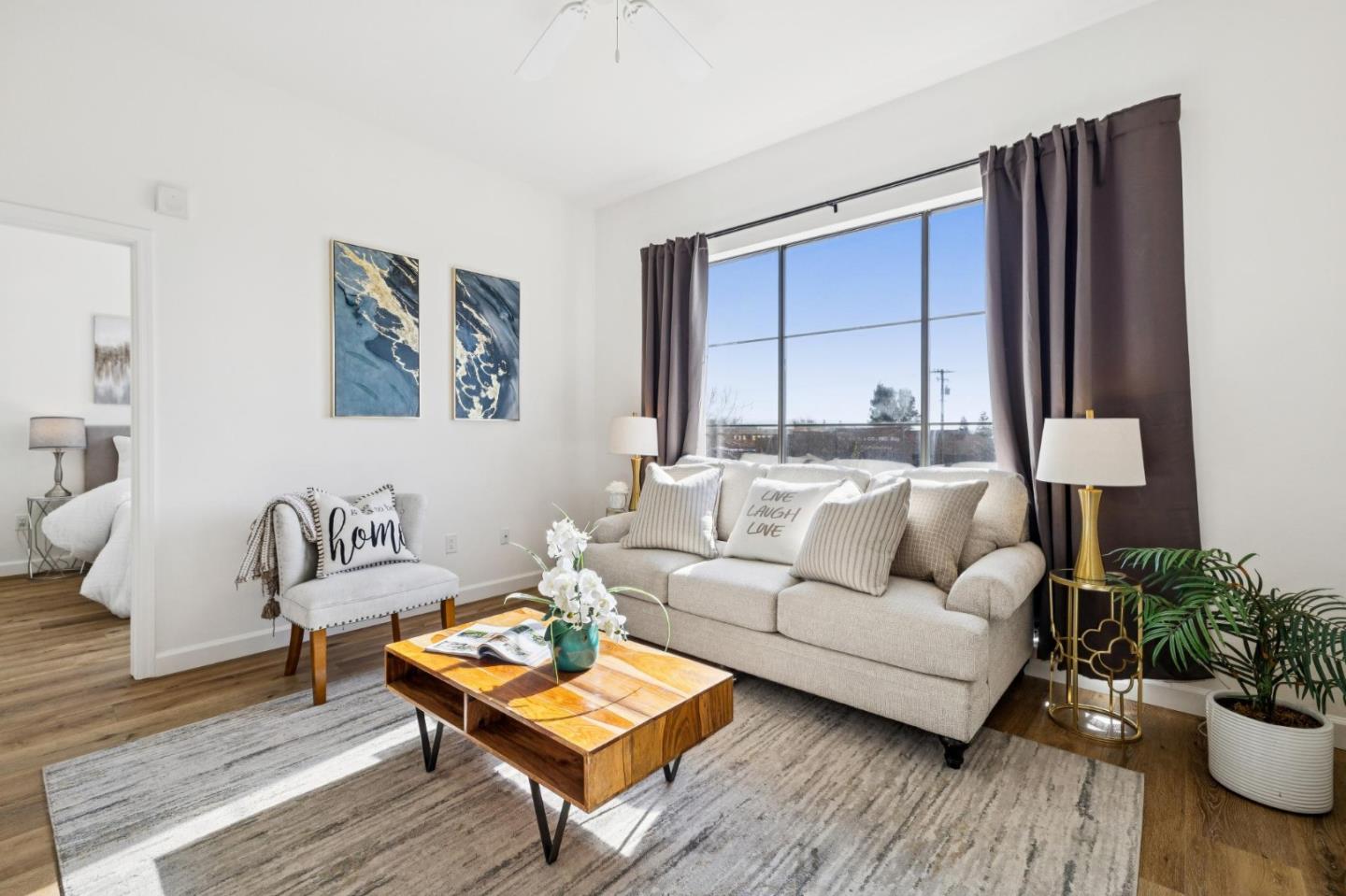 Detail Gallery Image 2 of 45 For 1060 S 3rd St #311,  San Jose,  CA 95112 - 1 Beds | 1 Baths