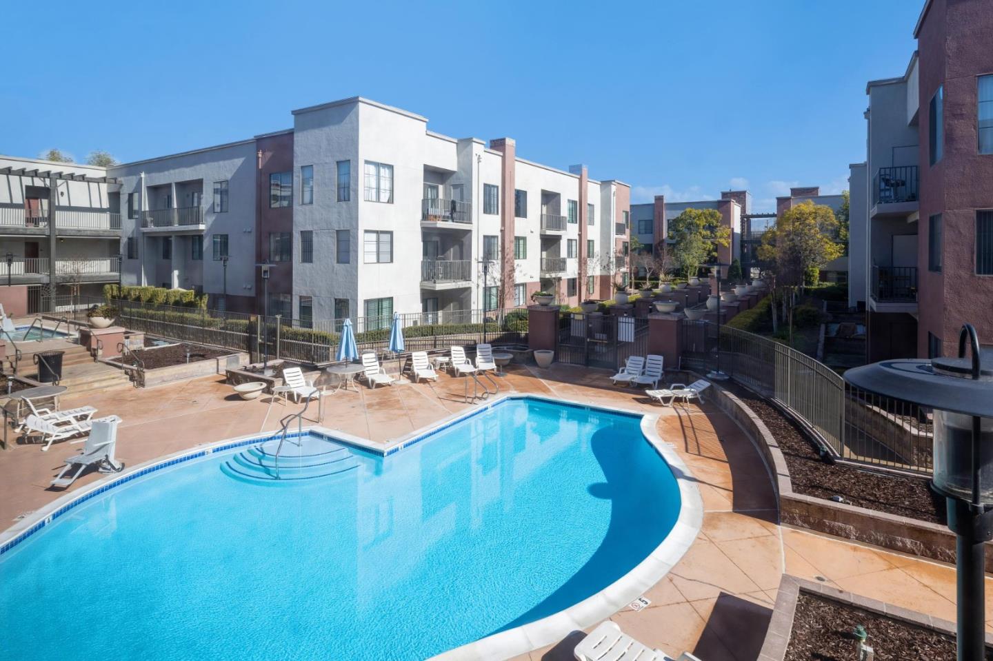 Detail Gallery Image 30 of 45 For 1060 S 3rd St #311,  San Jose,  CA 95112 - 1 Beds | 1 Baths