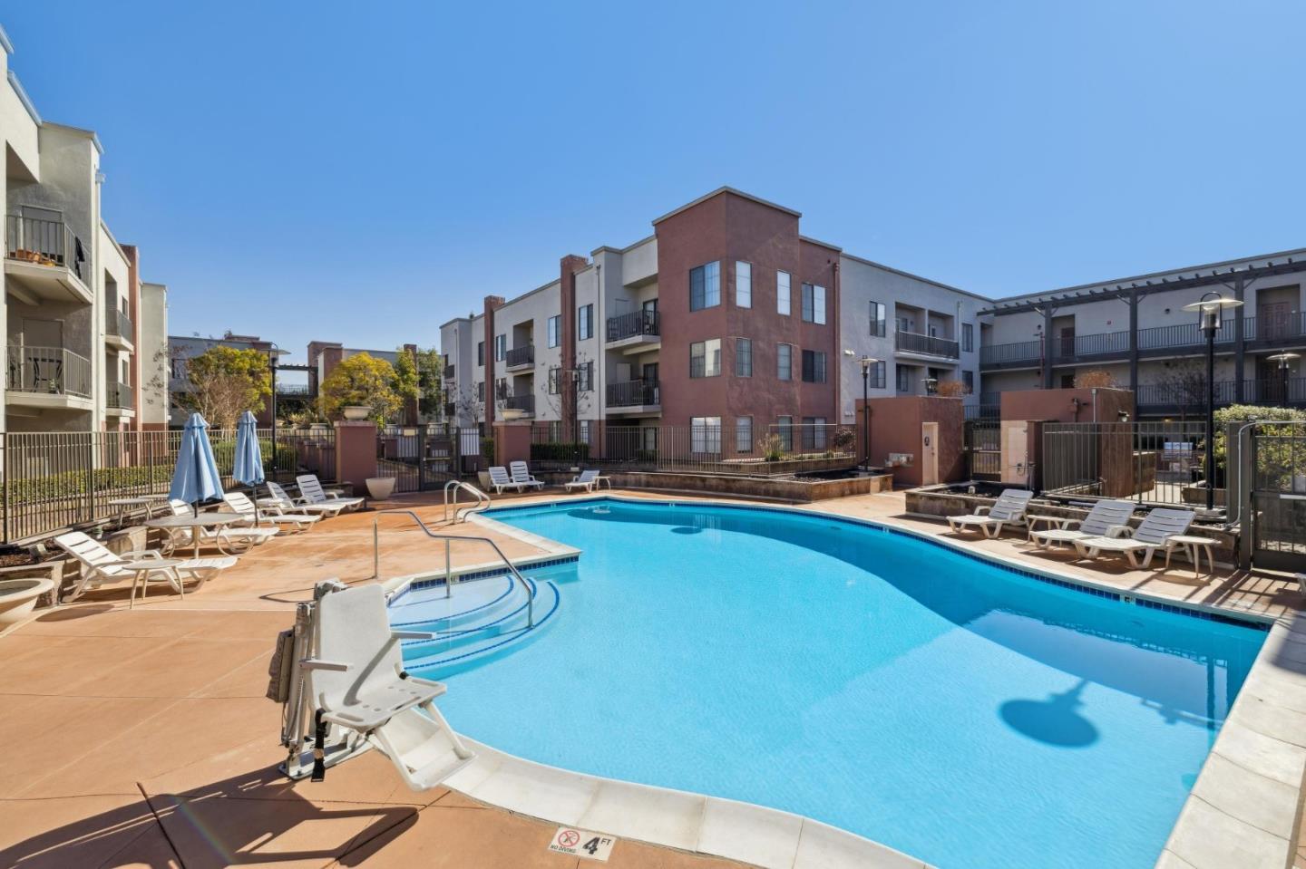 Detail Gallery Image 32 of 45 For 1060 S 3rd St #311,  San Jose,  CA 95112 - 1 Beds | 1 Baths