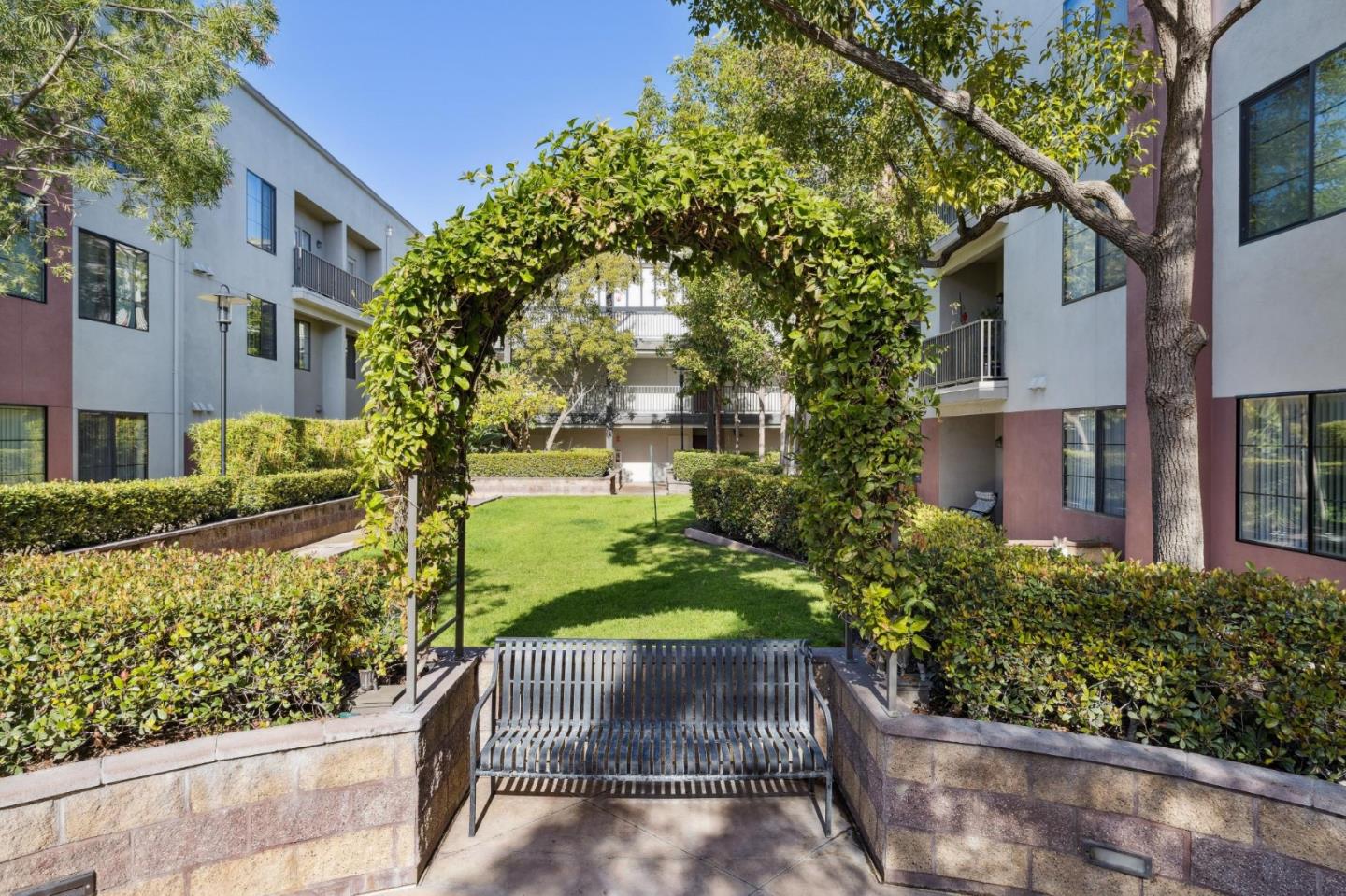 Detail Gallery Image 40 of 45 For 1060 S 3rd St #311,  San Jose,  CA 95112 - 1 Beds | 1 Baths