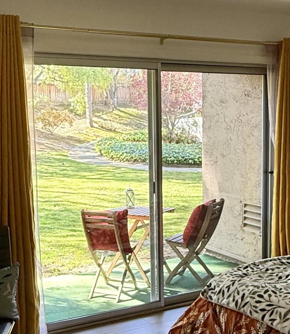 Detail Gallery Image 17 of 37 For 675 Sharon Park Dr #144,  Menlo Park,  CA 94025 - 2 Beds | 2 Baths