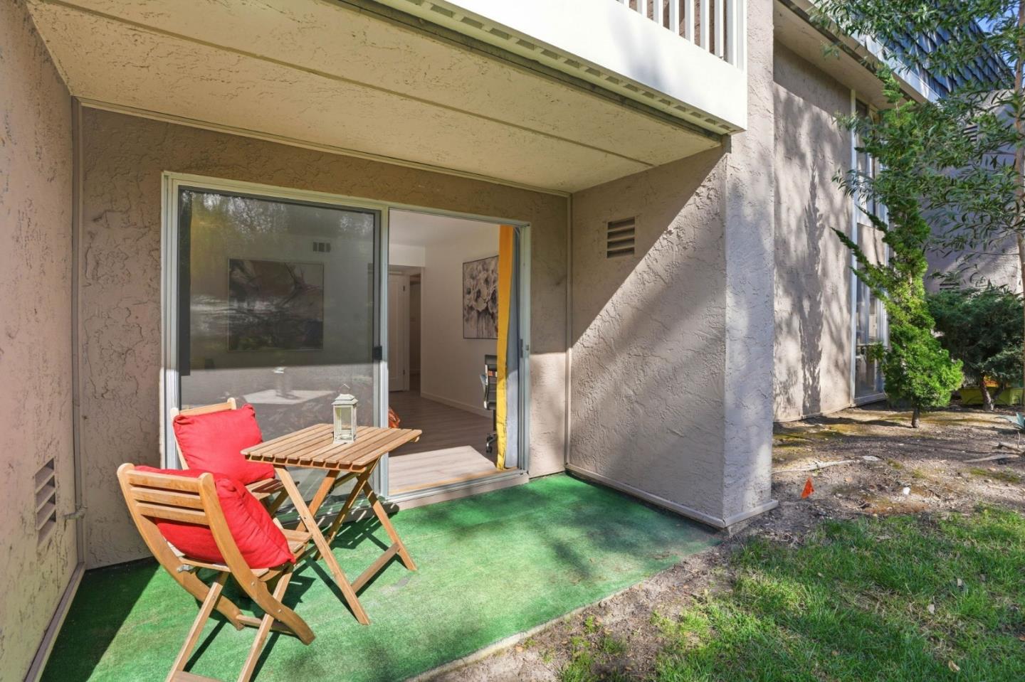 Detail Gallery Image 18 of 37 For 675 Sharon Park Dr #144,  Menlo Park,  CA 94025 - 2 Beds | 2 Baths