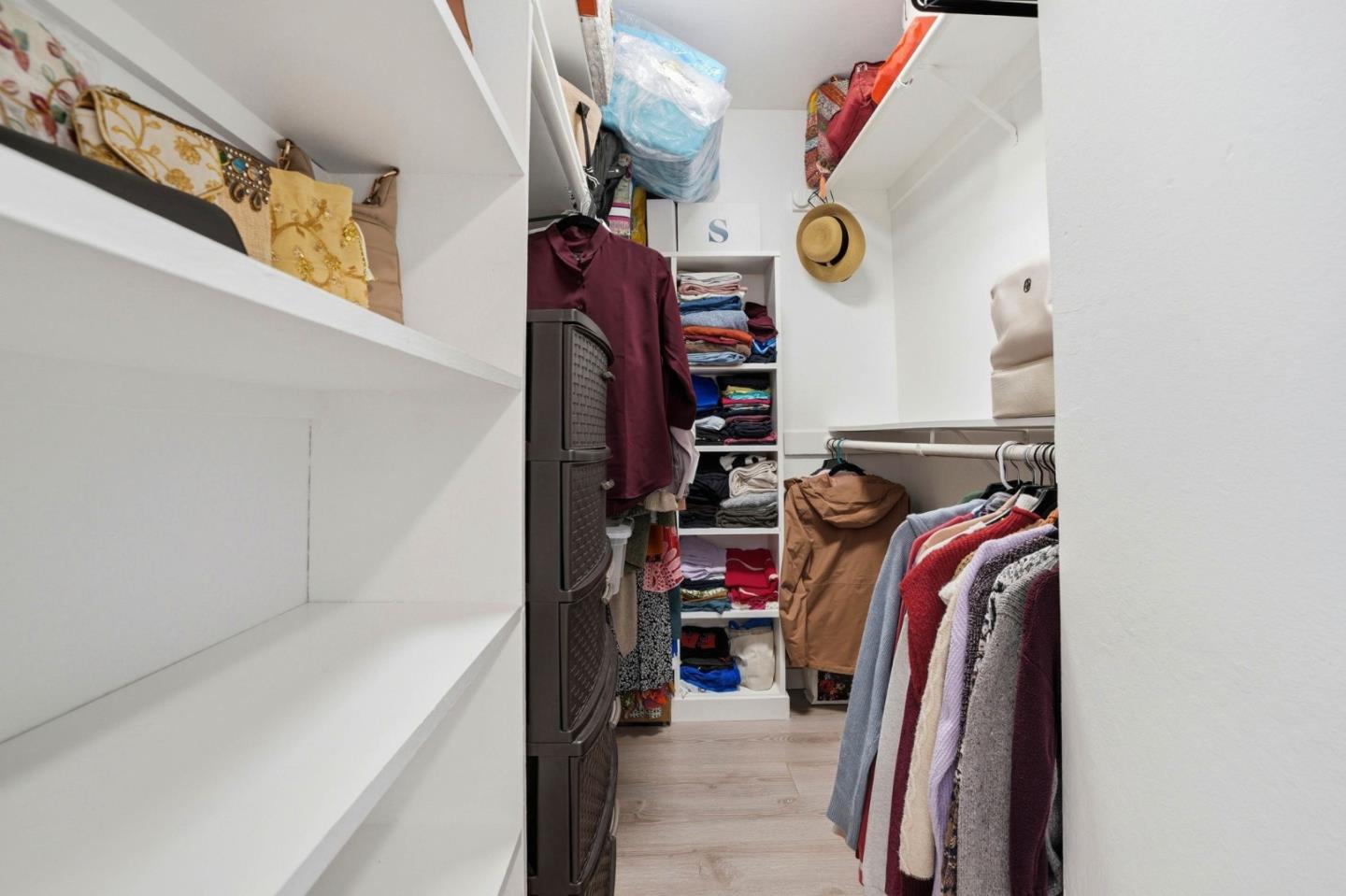 Detail Gallery Image 22 of 37 For 675 Sharon Park Dr #144,  Menlo Park,  CA 94025 - 2 Beds | 2 Baths