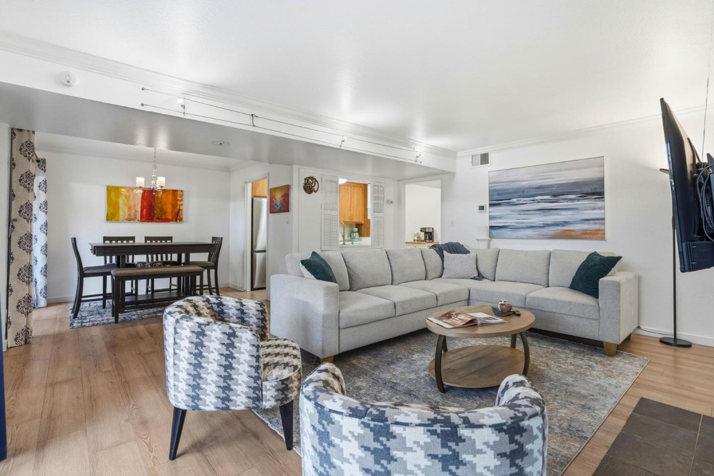 Detail Gallery Image 7 of 37 For 675 Sharon Park Dr #144,  Menlo Park,  CA 94025 - 2 Beds | 2 Baths