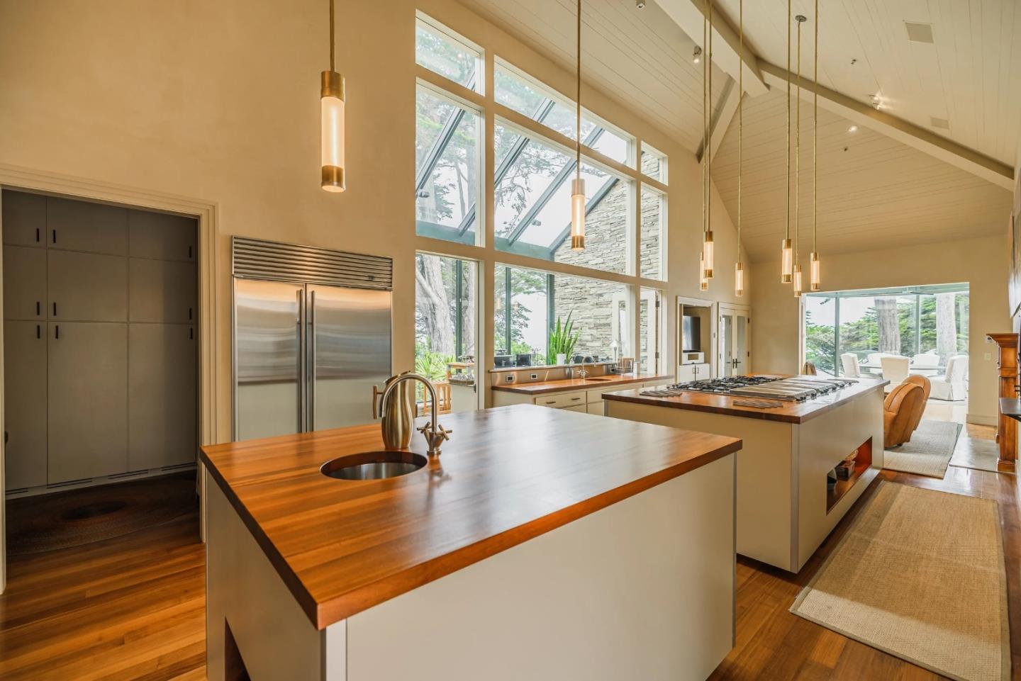 Detail Gallery Image 48 of 100 For 157, 163 Spindrift Rd, Carmel,  CA 93923 - 13 Beds | 13/4 Baths