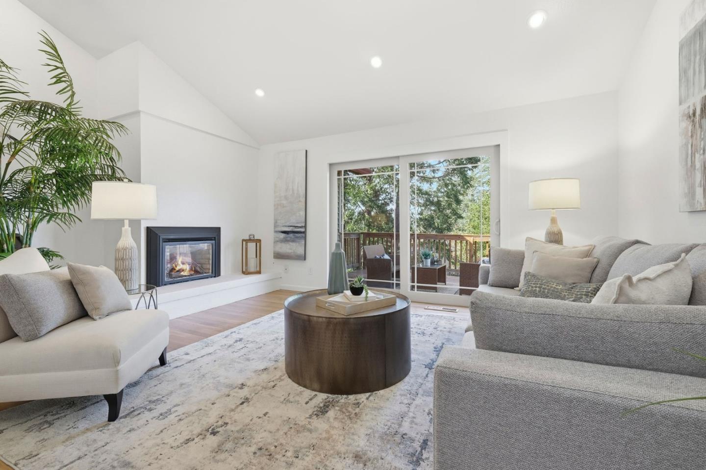 Detail Gallery Image 5 of 44 For 1120 Whispering Pines Dr, Scotts Valley,  CA 95066 - 4 Beds | 3/1 Baths