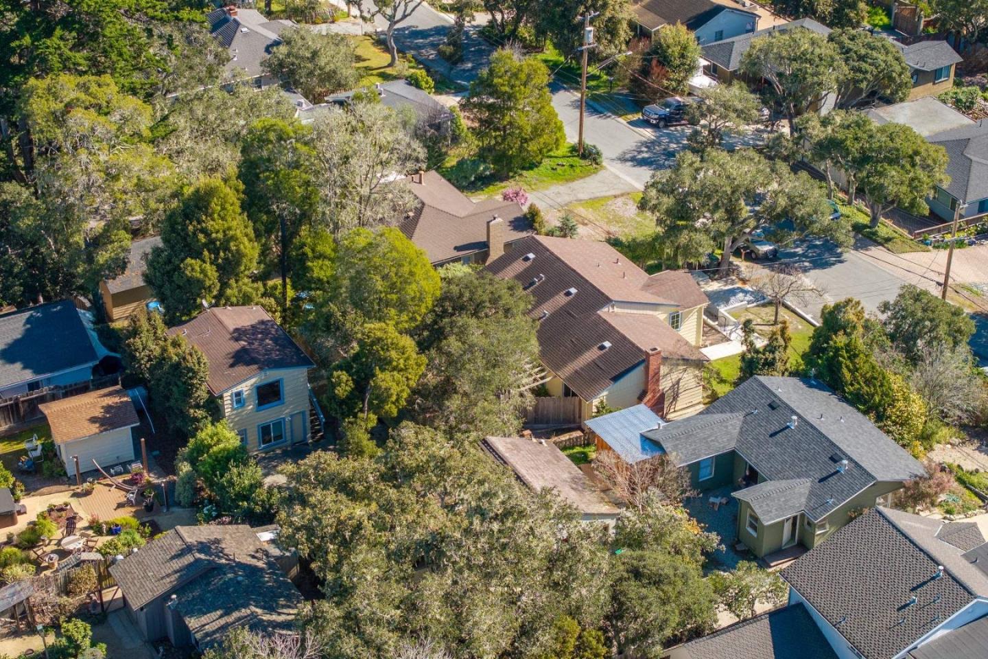 Detail Gallery Image 12 of 12 For 32 via Ventura, Monterey,  CA 93940 - – Beds | – Baths