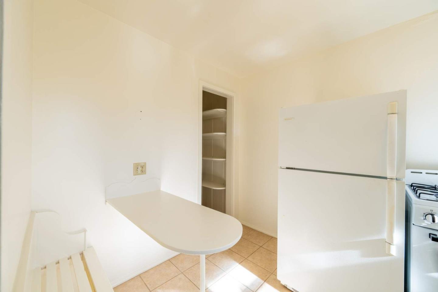 Detail Gallery Image 7 of 12 For 32 via Ventura, Monterey,  CA 93940 - – Beds | – Baths