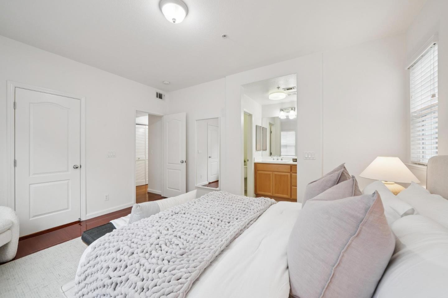 Detail Gallery Image 21 of 36 For 2117 Lindsey Ct, San Jose,  CA 95125 - 2 Beds | 2 Baths