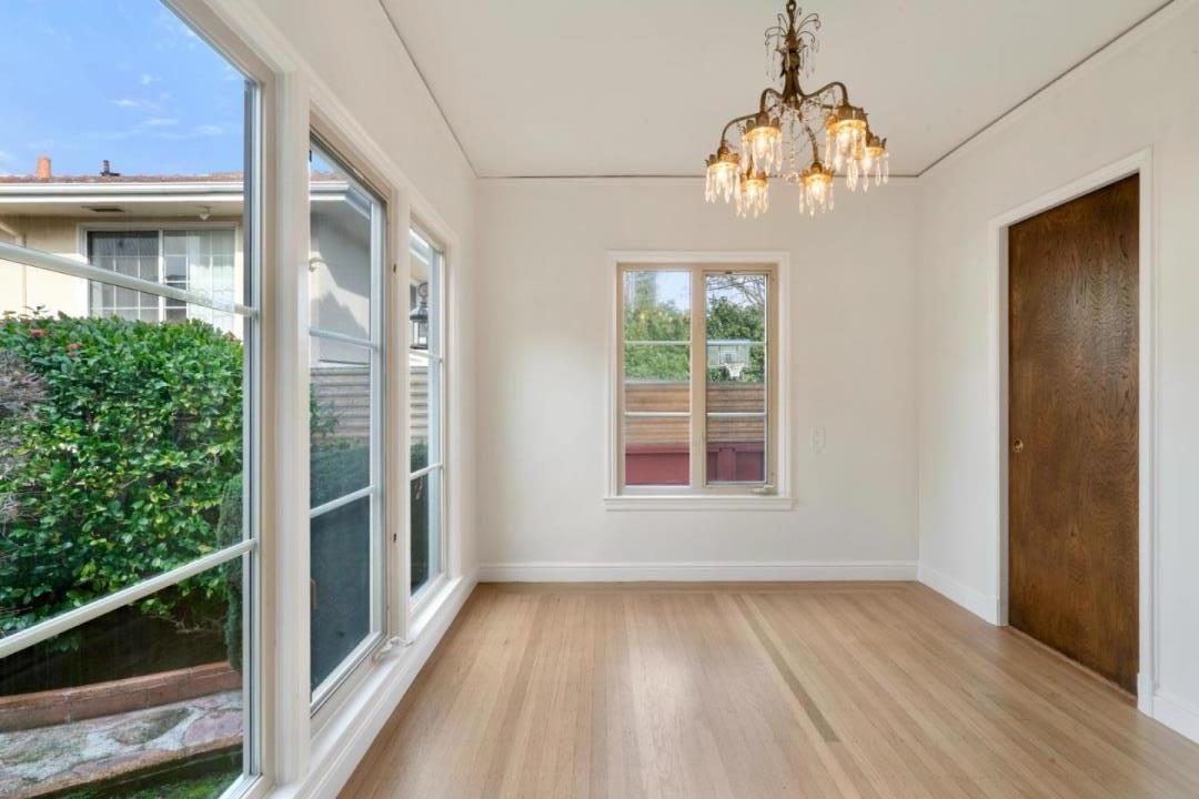 Detail Gallery Image 17 of 45 For 611 Hillcrest Blvd, Millbrae,  CA 94030 - 3 Beds | 2/1 Baths