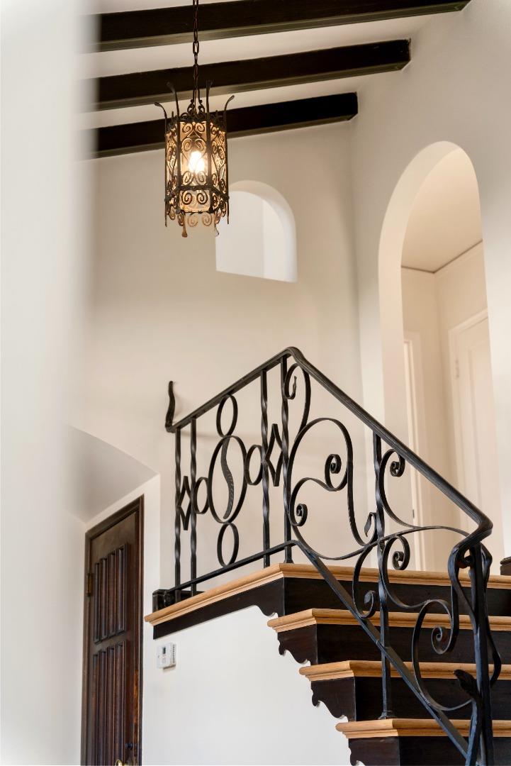 Detail Gallery Image 19 of 45 For 611 Hillcrest Blvd, Millbrae,  CA 94030 - 3 Beds | 2/1 Baths