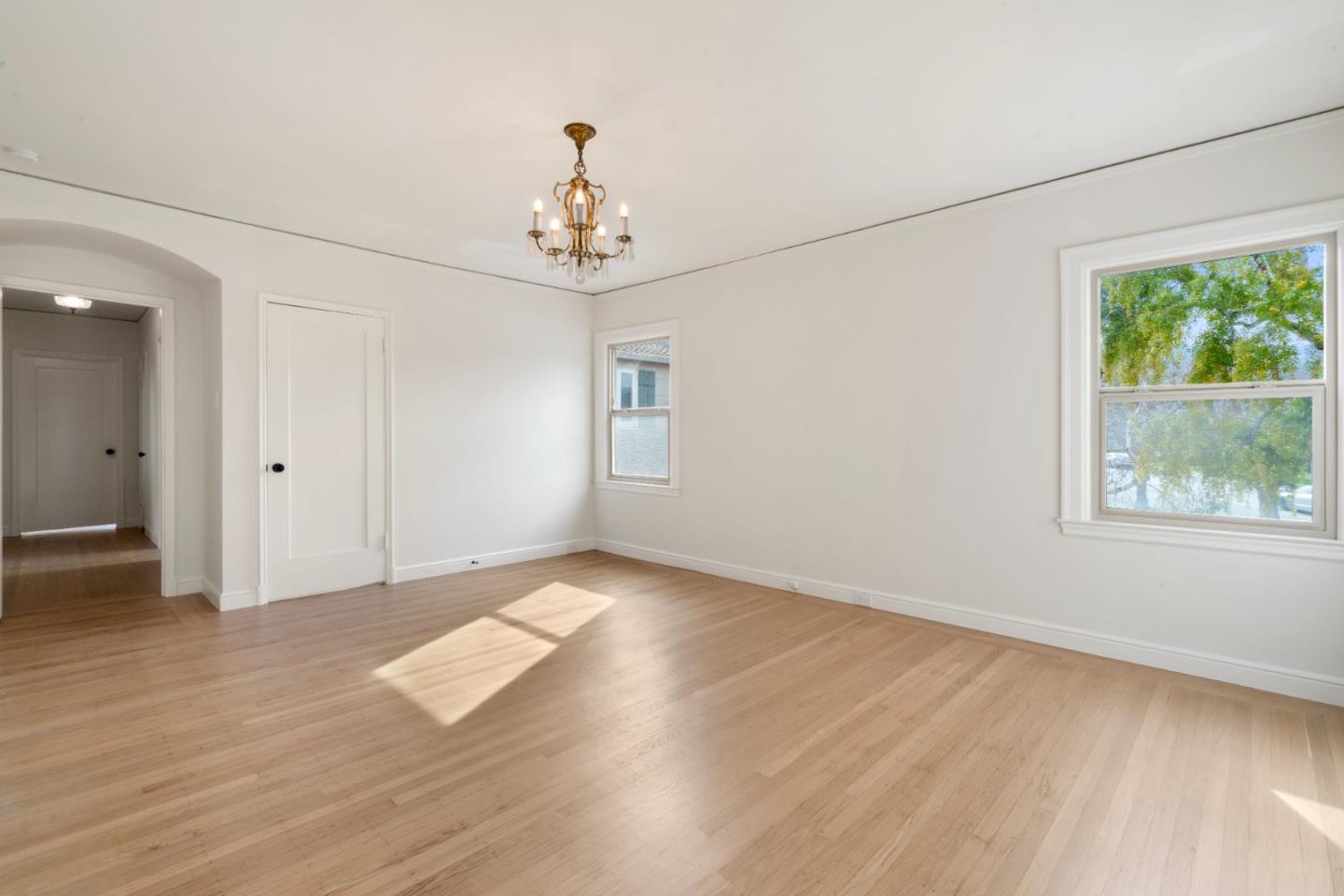 Detail Gallery Image 21 of 45 For 611 Hillcrest Blvd, Millbrae,  CA 94030 - 3 Beds | 2/1 Baths