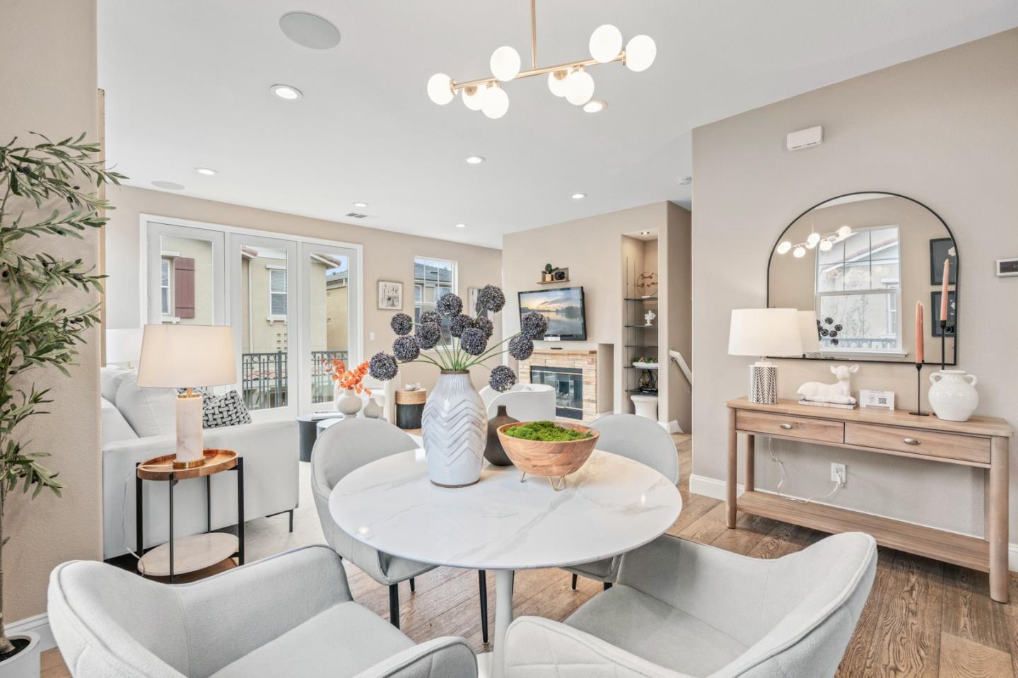 Detail Gallery Image 21 of 46 For 347 Bella Ridge Ter, San Jose,  CA 95125 - 4 Beds | 4 Baths