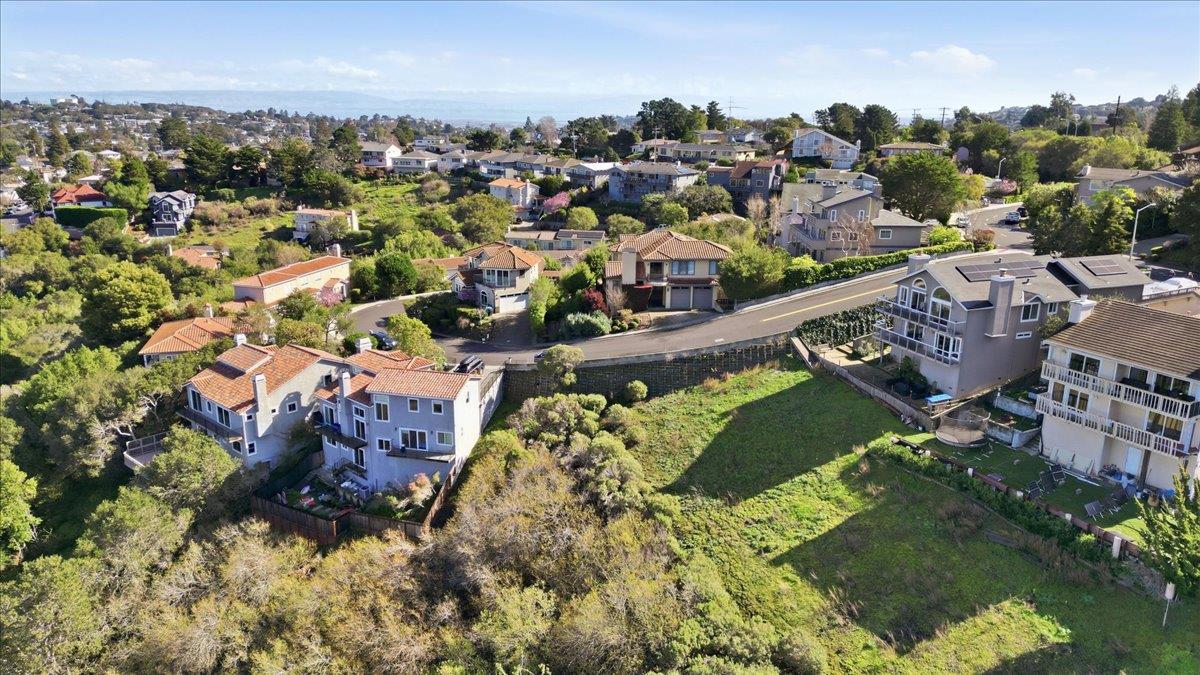 Detail Gallery Image 20 of 22 For 0 W Naughton, Belmont,  CA 94002 - – Beds | – Baths