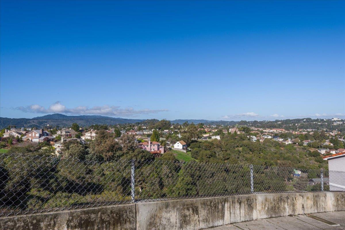 Detail Gallery Image 4 of 22 For 0 W Naughton, Belmont,  CA 94002 - – Beds | – Baths