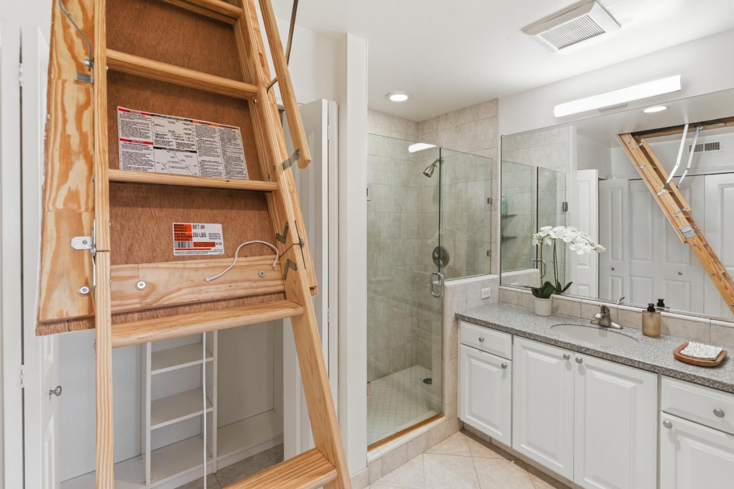 Detail Gallery Image 30 of 45 For 28 Marinero Cir #18,  Belvedere Tiburon,  CA 94920 - 2 Beds | 2 Baths