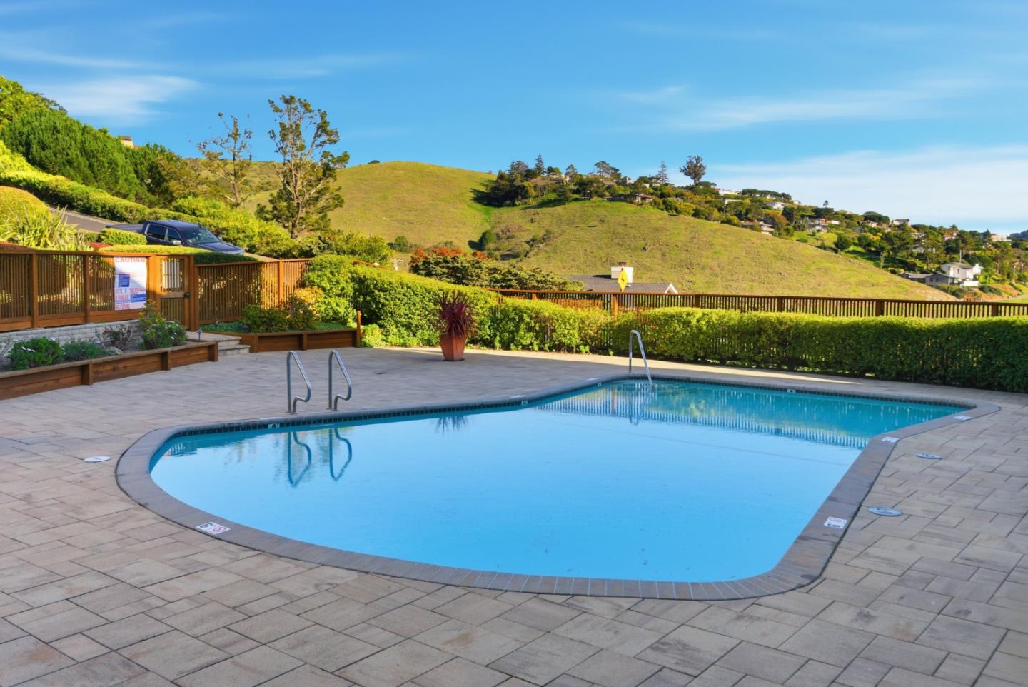 Detail Gallery Image 38 of 45 For 28 Marinero Cir #18,  Belvedere Tiburon,  CA 94920 - 2 Beds | 2 Baths