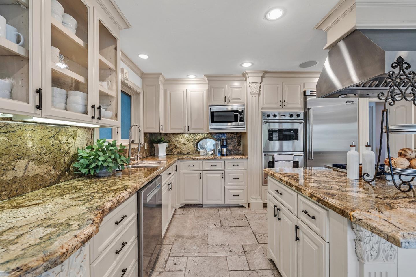 Detail Gallery Image 7 of 68 For 1538 Lincoln Ave, San Jose,  CA 95125 - 4 Beds | 3/1 Baths